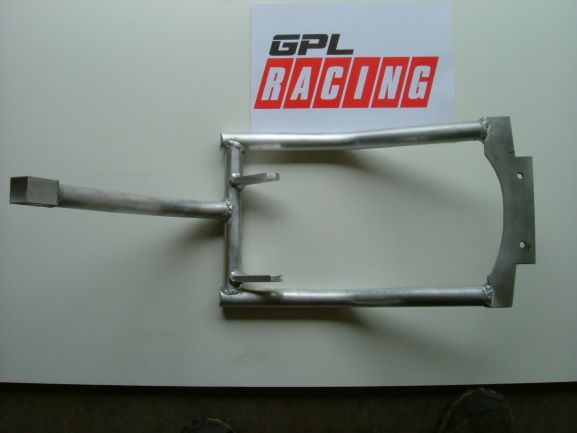 TZR350 custom engine cradle GPL Racing, small.jpg